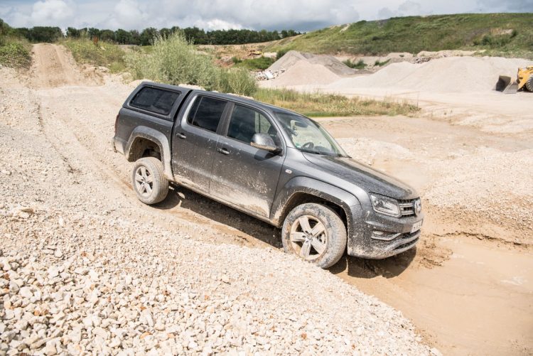 Volkswagen VW Amarok Pick Up Test Fahrbericht Offroad Steinbruch AUTOmativ.de Benjamin Brodbeck 23 750x501 - Härtetest: Stärkster VW Amarok V6 mit 258 PS im Steinbruch