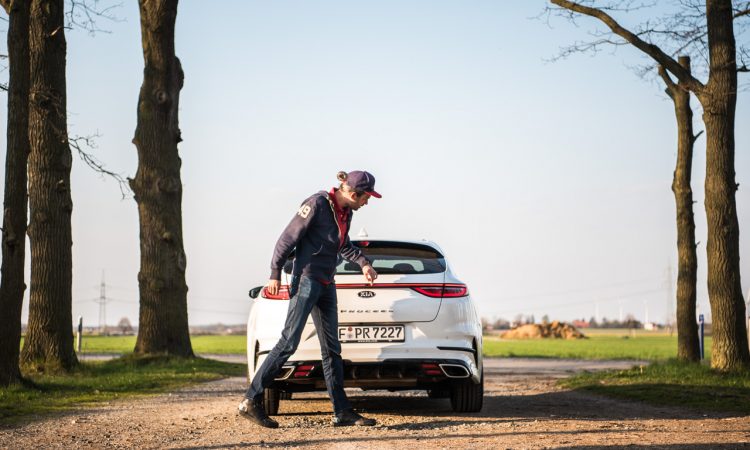 Kia Proceed GT 2020 Handschalter im Test und Fahrbericht Sound Technik Alltag AUTOmativ.de Benjamin Brodbeck 63 750x450 - Kia ProCeed GT 1.6 T-GDi als Handschalter im Fahrbericht: Mehr Spaß mit 6?