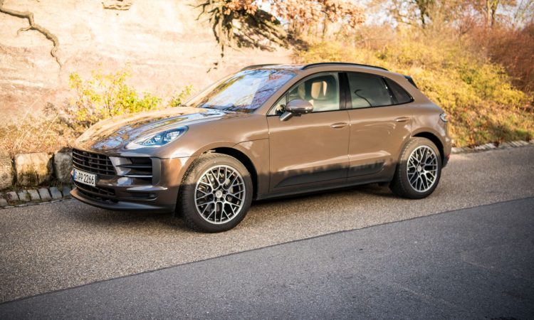 Porsche Macan S Test Fahrbericht trueffelbraun metallic Interieur Lederausstattung Bi Color schwarz mojavebeige oder doch Porsche Macan GTS AUTOmativ.de 50 750x450 - Porsche Macan S oder doch Macan GTS? 108.000 Euro-Macan S im Test!