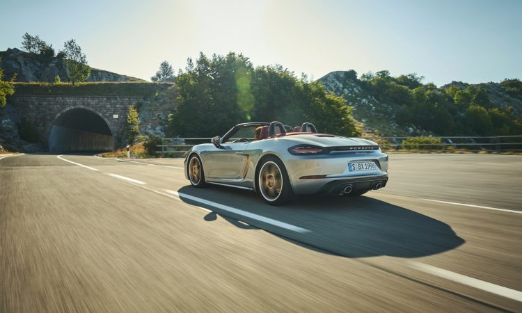 Porsche Boxster 25 Jahre limitiertes Jubilaeumsmodell 15 750x450 - Porsche Boxster 25 Jahre: Limitiertes Jubiläumsmodell mit goldenen Applikationen