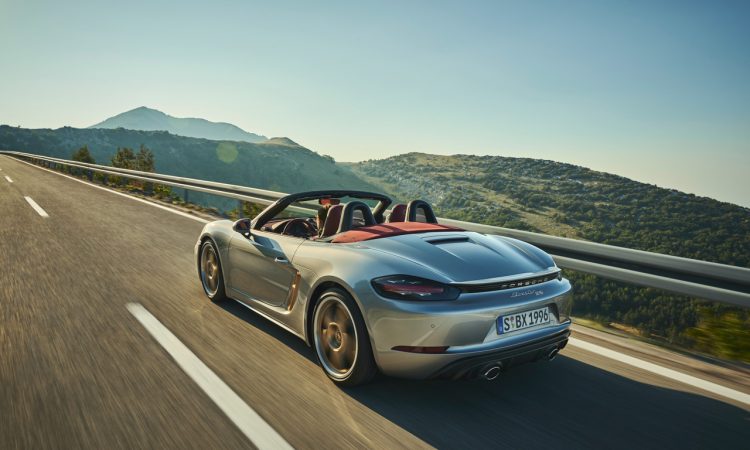 Porsche Boxster 25 Jahre limitiertes Jubilaeumsmodell 3 750x450 - Porsche Boxster 25 Jahre: Limitiertes Jubiläumsmodell mit goldenen Applikationen