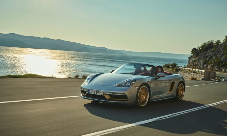 Porsche Boxster 25 Jahre limitiertes Jubilaeumsmodell 4 750x450 - Porsche Boxster 25 Jahre: Limitiertes Jubiläumsmodell mit goldenen Applikationen