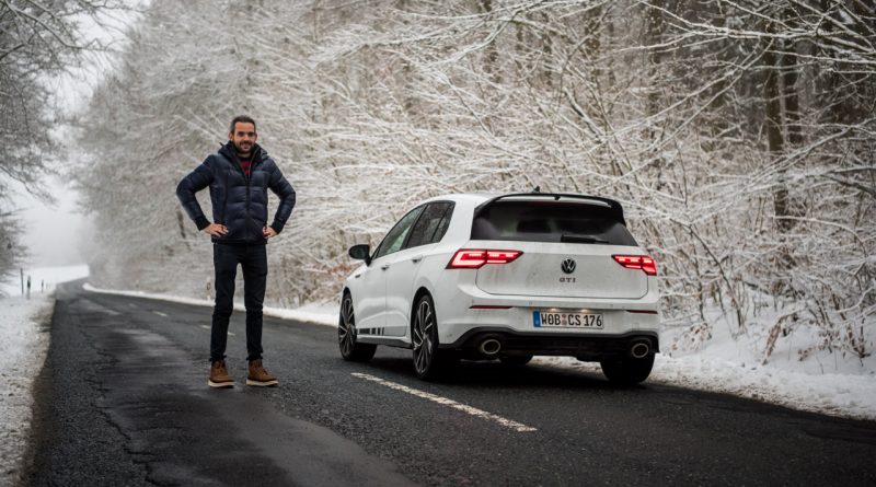 VW Golf 8 GTI Clubsport 2021 im Test und Fahrbericht 300 PS Lohnt es sich Golf GTI AUTOmativ.de Benjamin Brodbeck COVER 41 800x445 - Fahrbericht VW Golf 8 GTI Clubsport: Das ist der Echte!