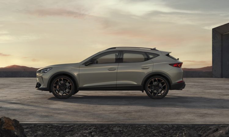 Cupra Formentor VZ5 2021 390 PS 480 Nm Drehmoment AUTOmativ.de 3 750x450 - Cupra Formentor VZ5 mit 390 PS und Drift-Mode ist auf 7.000 Einheiten limitiert