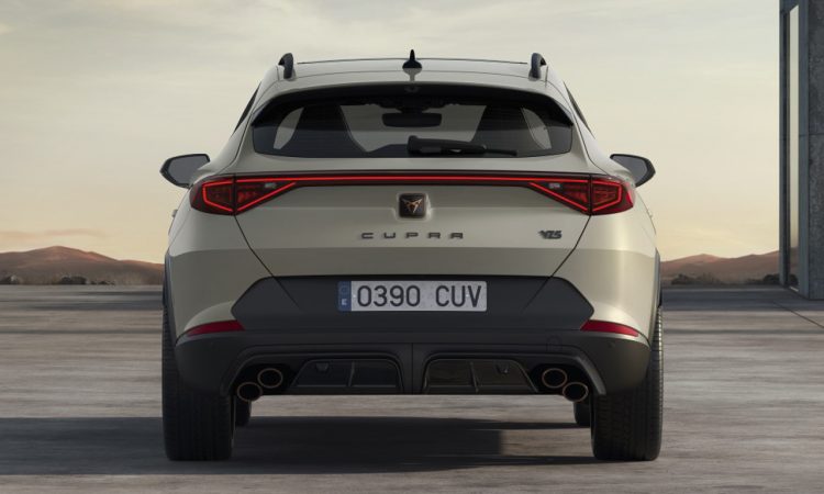 Cupra Formentor VZ5 2021 390 PS 480 Nm Drehmoment AUTOmativ.de 4 750x450 - Cupra Formentor VZ5 mit 390 PS und Drift-Mode ist auf 7.000 Einheiten limitiert