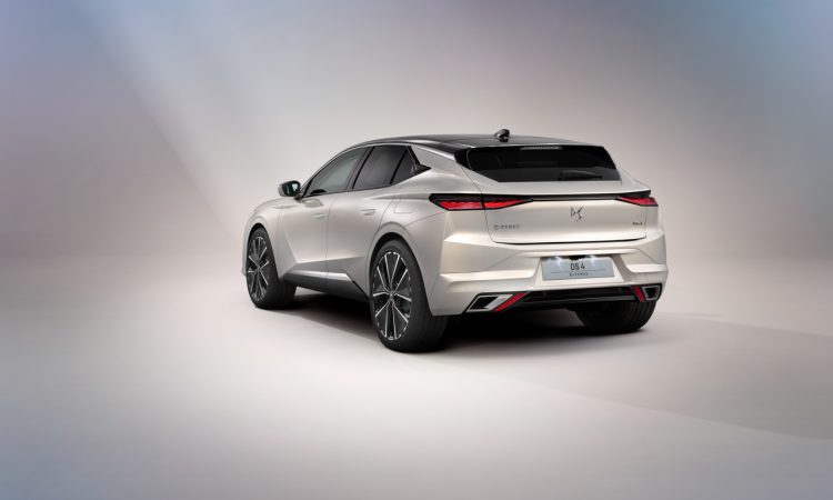 DS4 2021 AUTOmativ.de 1 750x450 - Neuer DS4 (2021): Deutsch auf Französisch