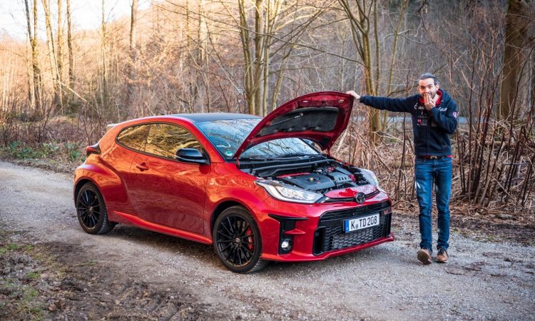 Toyota GR Yaris 2021 261 PS Allrad Karmina Rot Test und Fahrbericht WRC AUTOmativ.de Benjamin Brodbeck 33 750x450 - Toyota GR Yaris (2021) im Test und Deep-Dive: WRC-Rallyeauto für alle!