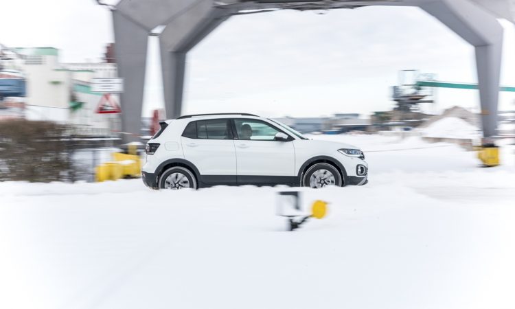 Volkswagen VW T Cross Active 2021 Sondermodell Test und Review AUTOmativ.de Motoreport.de 18 750x450 - Test VW T-Cross ACTIVE Sondermodell: Lohnt es sich?