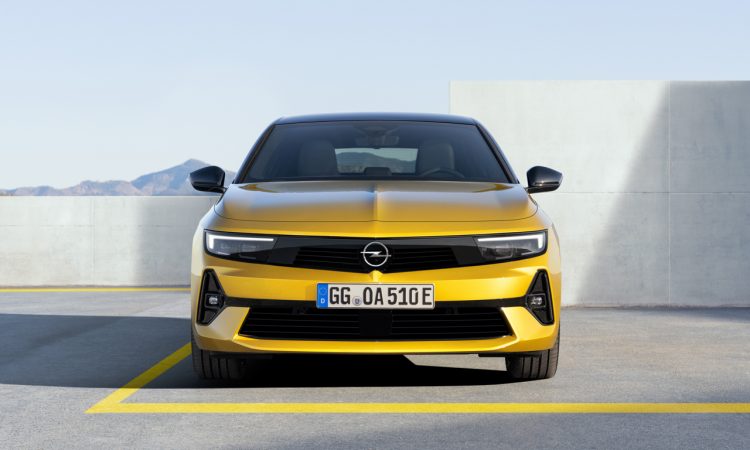 Neuer Opel Astra 2021 Preis Technologie Motoren Ausstattung VW Golf 8 Gegner AUTOmativ.de 7 750x450 - Opel Astra "Elegance" vs. VW Golf 8 "Style": Der Konfigurator-Vergleich!