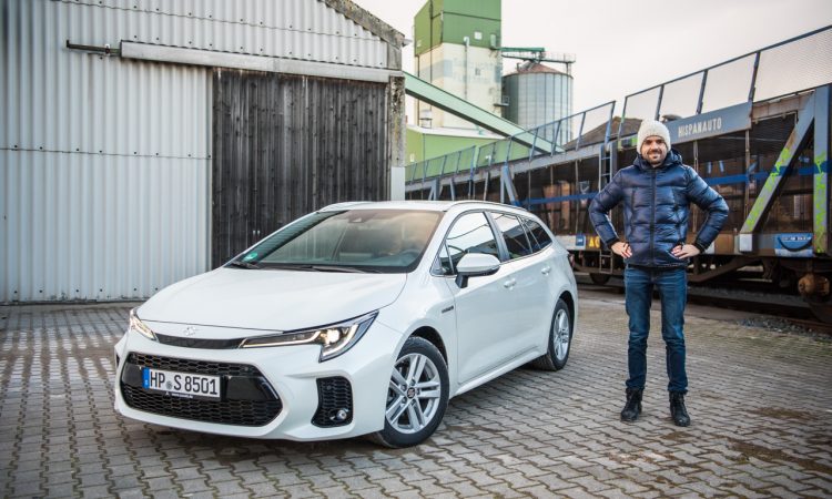 Suzuki Swace Comfort Test AUTOmativ.de 22 750x450 - Suzuki Swace 1,8 Hybrid im Fahrbericht: Teurerer Toyota Corolla TS?