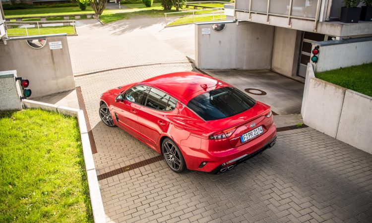 Neuer Kia Stinger GT 2021 Test Fahrbericht Facelift AUTOmativ.de Benjamin Brodbeck 71 750x450 - Fahrbericht Kia Stinger GT Facelift (2021): Bewährt oder in die Jahre gekommen?