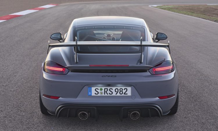 Porsche 718 Cayman GT4 RS Premiere mit 500 PS Motor aus dem 911 992 GT3 AUTOmativ.de 5 750x450 - Neuer Porsche 718 Cayman GT4 RS mit mega Flügel und neuem Nordschleifen-Rekord!