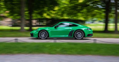 Porsche 911 Carrera S 992 Carbondach Exclusive Optionen Carrera GTS Konfiguration Sport Tex Interieur Test Fahrbericht AUTOmativ.de Benjamin Brodbeck 22 390x205 - Porsche 911 Carrera 2S (992) mit Carbon-Dach und Sport-Tex: Warum noch GTS?