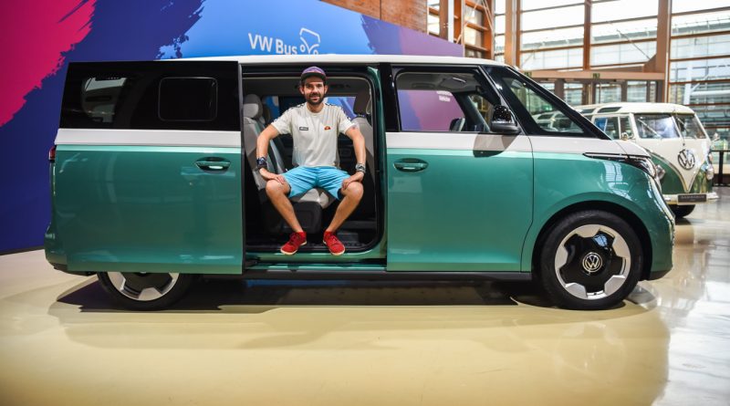 Volkswagen VW Bus Festival 2023 Hannover VW ID. Buzz LWB langer Radstand ID. Buzz Long IDBuzz VW ID Buzz 2024 Test Review Video Details 105 800x445 - VW ID. Buzz und ID. Buzz Langversion (2024): Das ist der Elektro-Bulli von Volkswagen! [UPDATE]