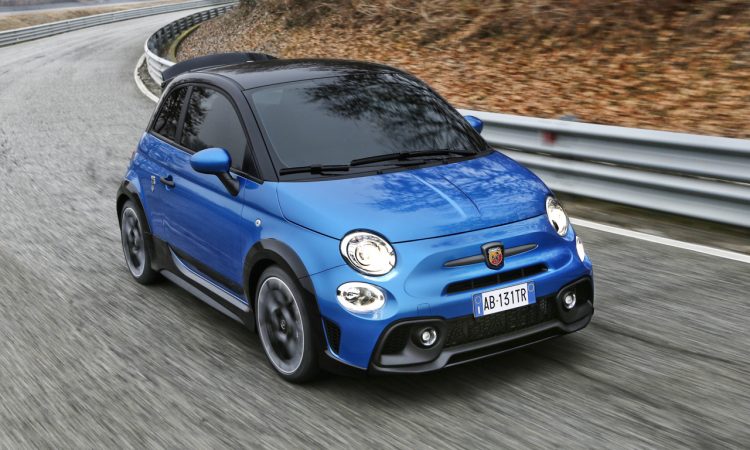 Sonderserie Abarth 695 Tributo 131 Rally auf 695 Einheiten limitiert AUTOmativ.de 7 750x450 - Sonderserie Abarth 695 Tributo 131 Rally: Der macht Lust auf mehr!