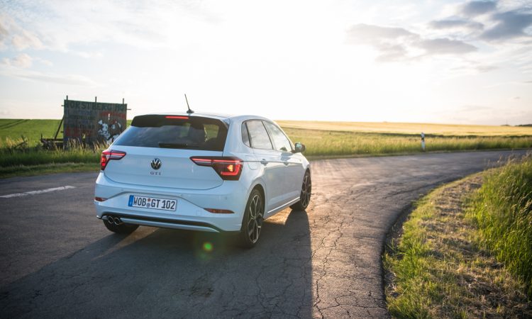 Neuer VW Polo GTI 2022 mit 207 PS Fahrbericht Test Technik Autobahn Landstrasse Fahrwerk Preis Leistung Volkswagen AUTOmativ.de Benjamin Brodbeck 25 750x450 - Fahrbericht VW Polo GTI (2022): Ein gutes Gesamtpaket hat seinen Preis