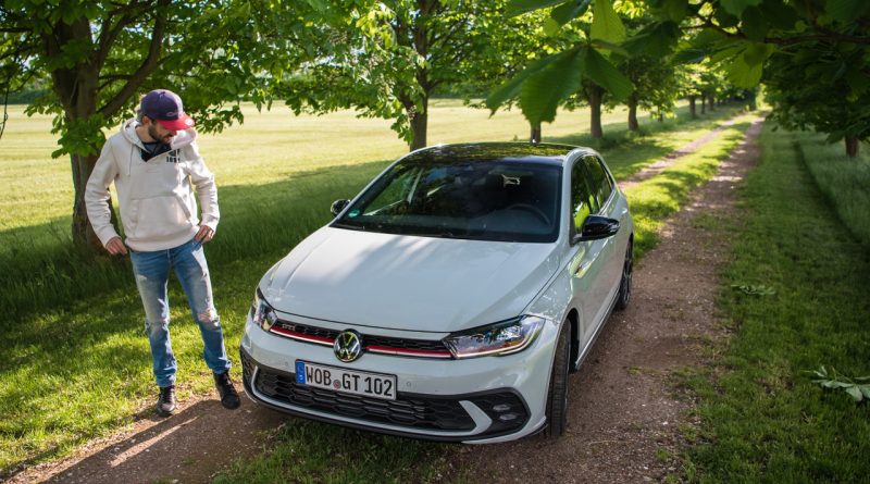 Neuer VW Polo GTI 2022 mit 207 PS Fahrbericht Test Technik Autobahn Landstrasse Fahrwerk Preis Leistung Volkswagen AUTOmativ.de Benjamin Brodbeck 5 800x445 - Fahrbericht VW Polo GTI (2022): Ein gutes Gesamtpaket hat seinen Preis