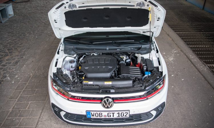 Neuer VW Polo GTI 2022 mit 207 PS Fahrbericht Test Technik Autobahn Landstrasse Fahrwerk Preis Leistung Volkswagen AUTOmativ.de Benjamin Brodbeck 80 750x450 - Fahrbericht VW Polo GTI (2022): Ein gutes Gesamtpaket hat seinen Preis