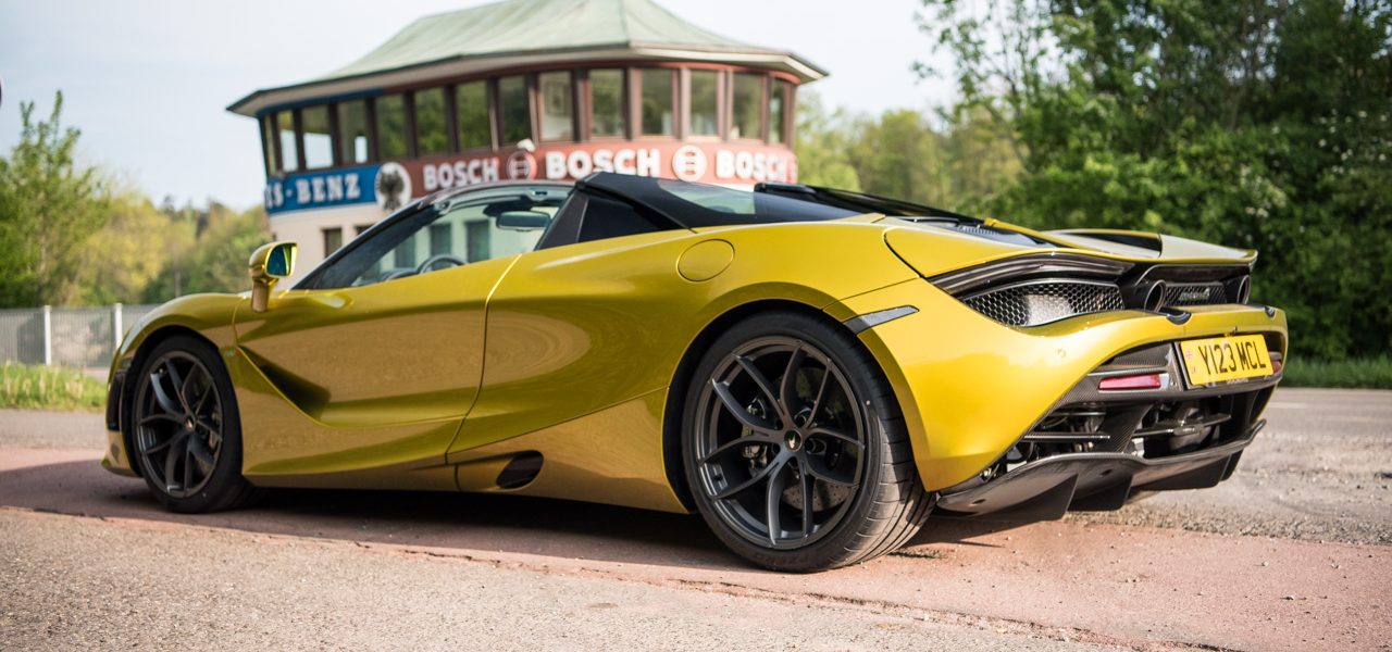 McLaren 720S Spider MY2021 Test und Fahrbericht McLaren in Solis Yellow Supersportwagen Stuttgart AUTOmativ.de Benjamin Brodbeck 2 1280x600 - McLaren 720S Spider Fahrbericht: Das ist Kunst - das muss bleiben