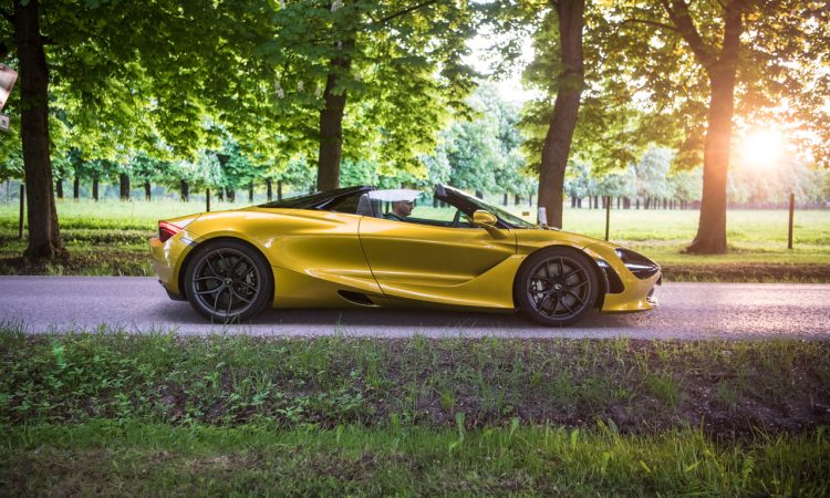 McLaren 720S Spider MY2021 Test und Fahrbericht McLaren in Solis Yellow Supersportwagen Stuttgart AUTOmativ.de Benjamin Brodbeck 23 750x450 - McLaren 720S Spider Fahrbericht: Das ist Kunst - das muss bleiben