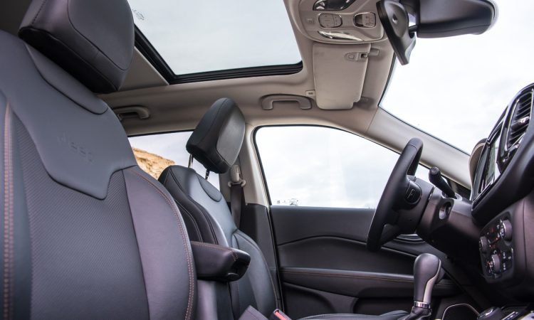 Jeep Compass im Fahrbericht AUTOmativ.de Benjamin Brodbeck 14 750x450 - Jeep Compass 1.4 Fahrbericht: Cool, aber träger Motor und schwammige Lenkung