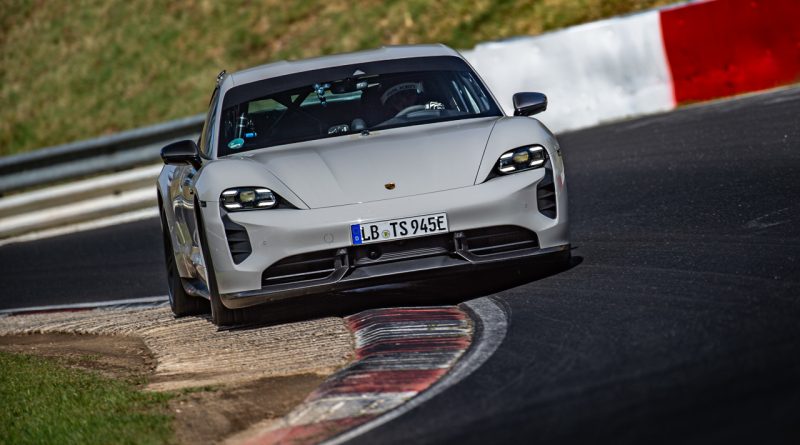 Nuerburgring Nordschleife Rekorde Porsche Taycan Turbo S mit Performance Kit so schnell wie Zonda F GT3 RS oder Koenigsegg CCX Taycan Turbo S Rekordhalter Tesla Model S Plaid AUTOmativ.de 4 800x445 - Nordschleife: Porsche Taycan Turbo S (Performance-Kit) schneller als Zonda F, GT3 RS oder Koenigsegg CCX!