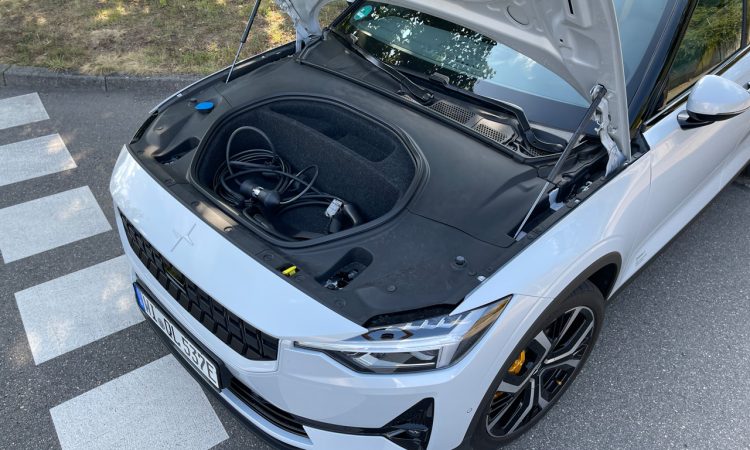 Polestar 2 im Test 78 kWh 300 kW Leistung Allrad AUTOmativ.de Volvo Dual Motor Fahrbericht 2 750x450 - Polestar 2 (300 kW) gefahren: Top Gesamtpaket, aber fehlender "Will-Haben"-Faktor