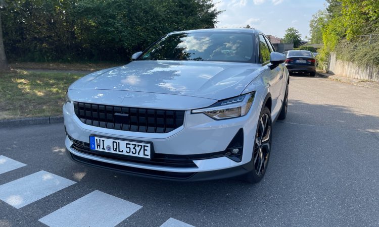 Polestar 2 im Test 78 kWh 300 kW Leistung Allrad AUTOmativ.de Volvo Dual Motor Fahrbericht 7 750x450 - Polestar 2 (300 kW) gefahren: Top Gesamtpaket, aber fehlender "Will-Haben"-Faktor