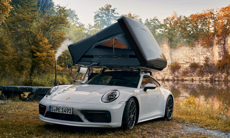 Campen im und auf dem Porsche 911 mit Dachzelt von Porsche Tequipment Abenteuer AUTOmativ.de 1 2 750x450 - Campen im und auf dem Porsche 911? Na klar!