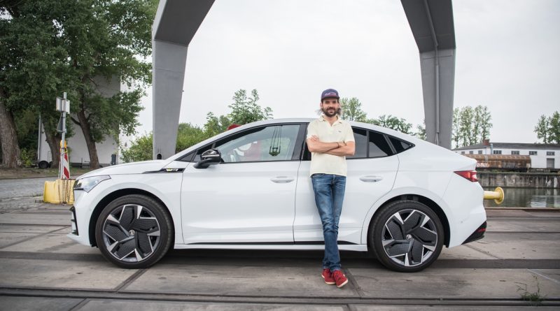 Skoda Enyaq Coupe RS iV im Fahrbericht und Test 220 kW Ausstattung Preis Vergleich VW ID.5 GTX Volvo C40 AUTOmativ.de Benjamin Brodbeck 31 800x445 - Echt schön! Aber reicht das? Skoda Enyaq Coupé RS iV (2022) im Test