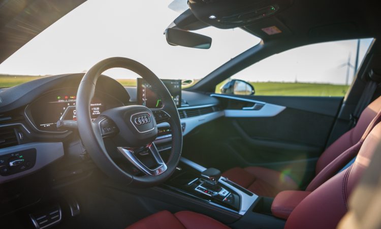 1Audi S5 Sportback TDI 2022 V6 Diesel mit 3.0 Liter Motor und 341 PS in Quantumgrau Test und Fahrbericht Review AUTOmativ.de Benjamin Brodbeck 67 750x450 - Audi S5 Sportback TDI: Perfekt - um Strom zu sparen!