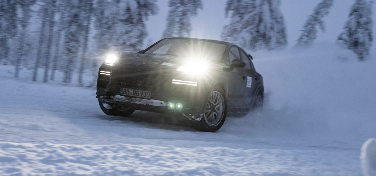 Porsche Cayenne 2023 Test Erlkoenig Dauertest Cayenne S mit V8 M Neue Generation Porsche Cayenne mit V6- und V8-Motoren kommt 2029