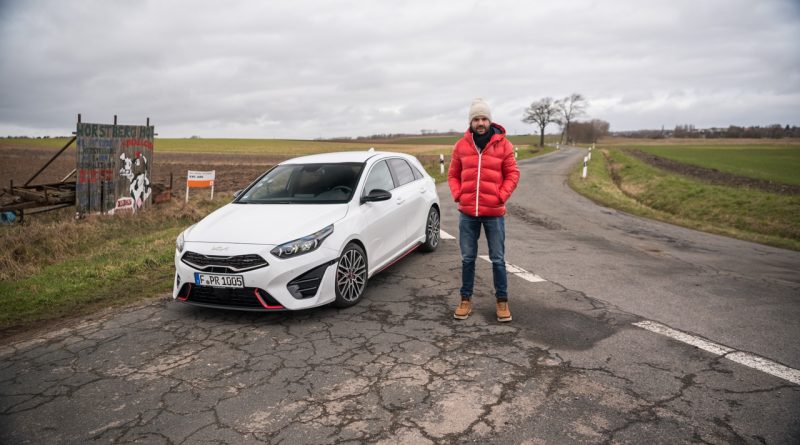 Kia Ceed GT 2023 im Test und Fahrbericht Fahrdynamik Preis Ausstattung vergleich zu Hyundai i30 N AUTOmativ.de Benjamin Brodbeck 4 800x445 - Spritsparend Autofahren: Tipps für Diesel und Benziner