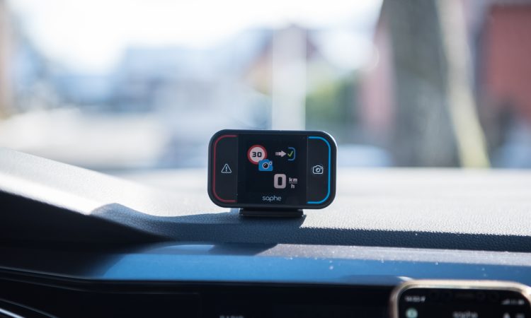 Saphe Drive Pro: Verkehrswarner mit neuen Funktionen & neuer