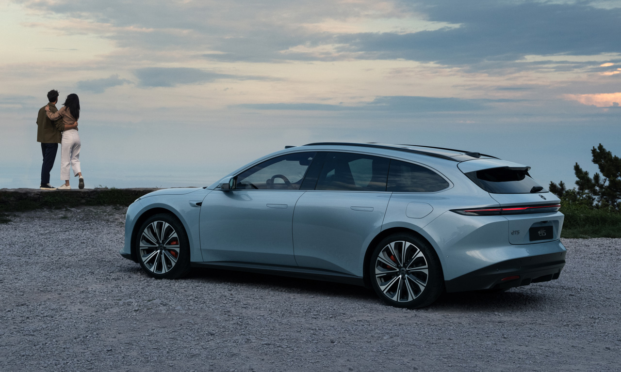 Nio ET5 Touring mit TaycanHeck, wenig Kofferraum für einen Kombi