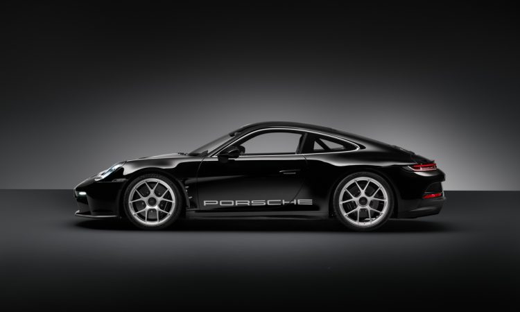 Porsche 911 S T GT3 RS Touring AUTOmativ.de als Handschalter und 525 PS Leistung 12 750x450 - Porsche 911 S/T: Leichter GT3 Touring mit 25 PS mehr und Handschaltung - für 292.000 Euro