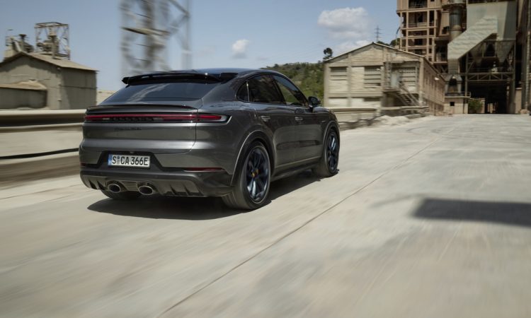 Porsche Cayenne Turbo E Hybrid 2024 AUTOmativ.de News 7 750x450 - Porsche Cayenne Turbo E-Hybrid mit 739 PS Systemleistung: Noch Platz für den Turbo S?