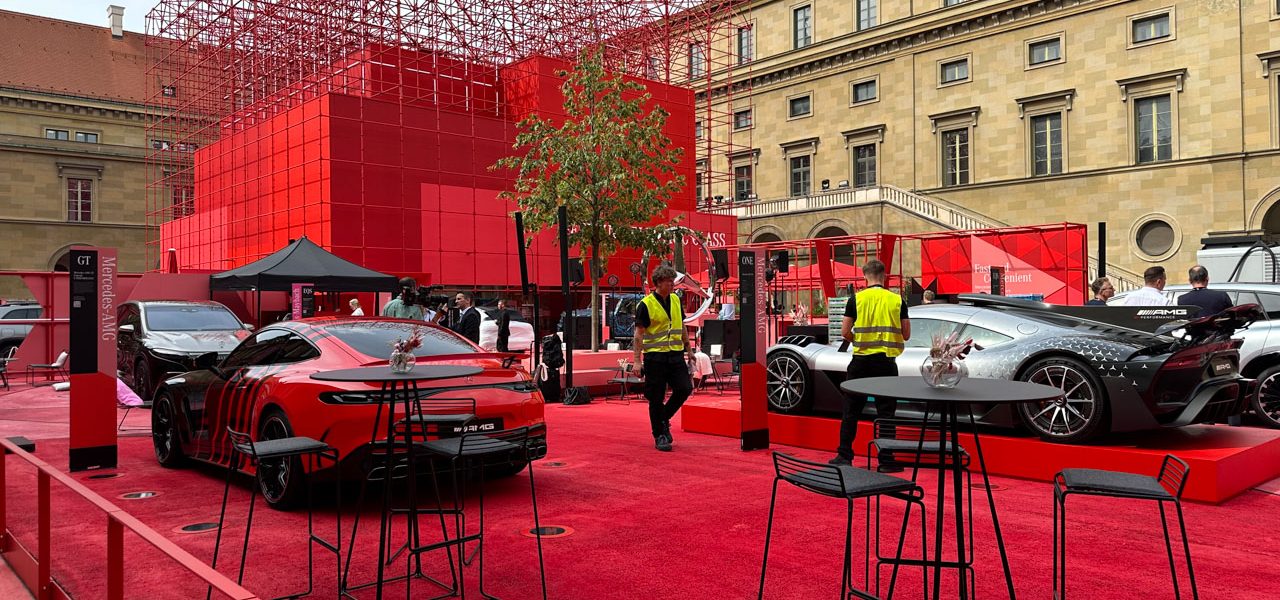 Vor welchen Herausforderungen stehen Automobilunternehmen?