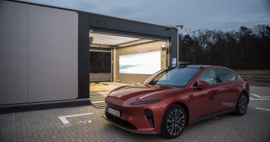 Nio ET5 2024 100 kWh Elektro Limousine im Test und Fahrbericht AUTOmativ.de 38 390x205 - Aktuelle Lieferzeiten von Elektroautos: Februar 2024 - und Trend Antriebsarten