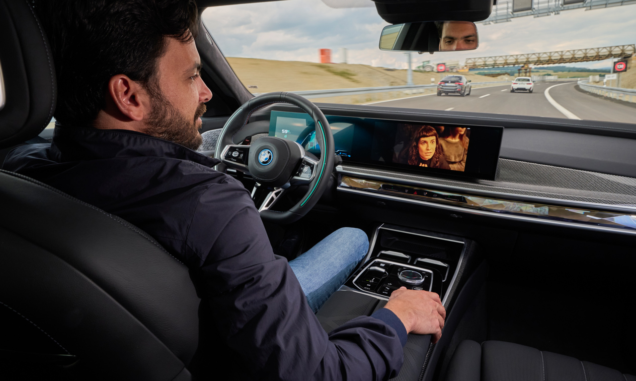 BMW 7er mit Level 3 ab sofort für Frühjahr 2024 bestellbar: Filme ...