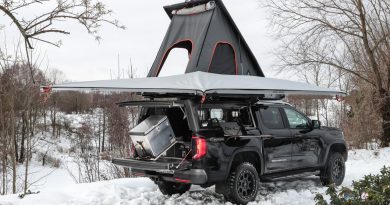 Volkswagen VW Amarok 2024 DoKa Amarok Offroad VW Amarok mit Dachzelt Test Amarok Schnee Preise AUTOmativ.de Benjamin Brodbeck 1 390x205 - Winter-Camping: VW Amarok Panamericana als Expeditionsmobil mit Dachzelt von Genesis Import