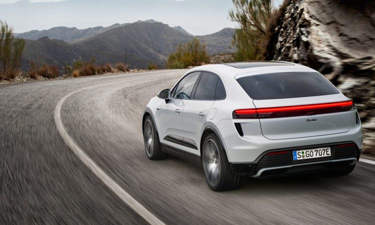 Neuer Porsche Macan 2024 nur noch elektrisch Porsche Macan Turbo Porsche Macan AUTOmativ.de 16 750x450 - Nur noch Elektro: Lässt der neue Porsche Macan (2024) die Restwerte der Verbrennermodelle steigen?