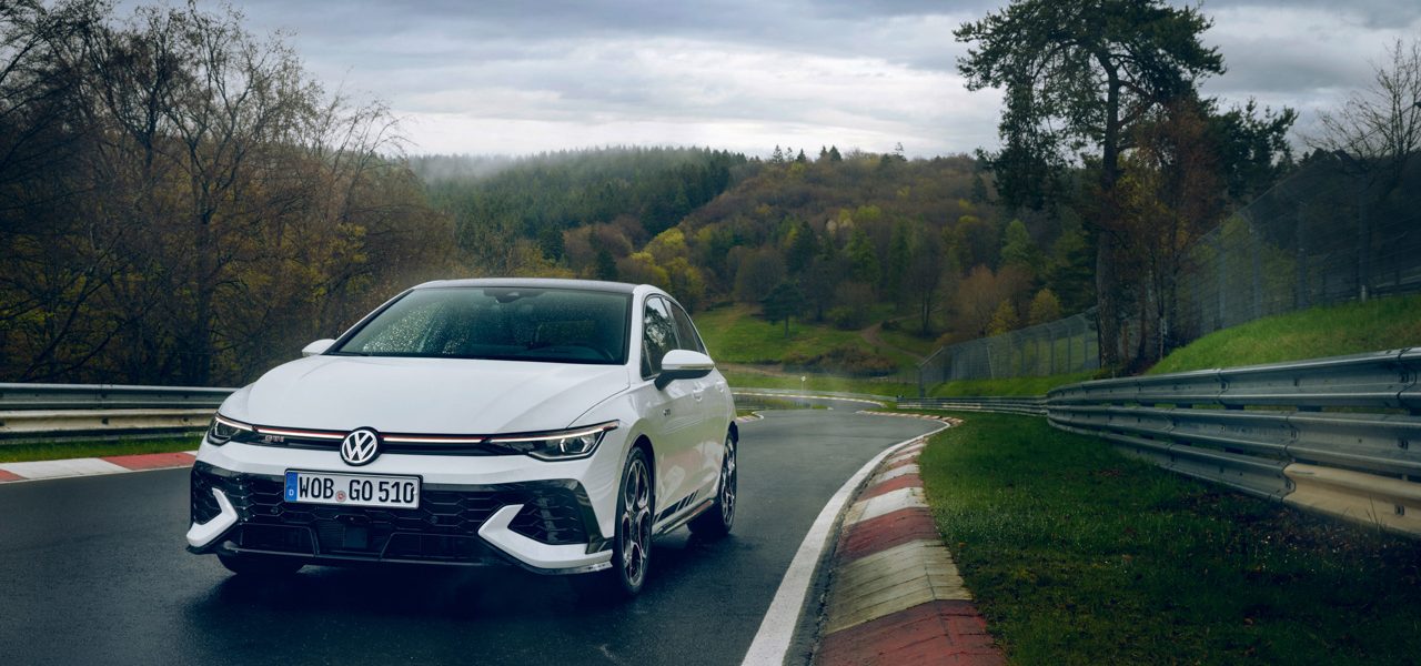 Neuer Volkswagen VW Golf GTI Clubsport mit 300 PS 2024 AUTOmativ.de News Nordschleife 6 1280x600 - VW Golf GTI Clubsport Facelift (2024): Behutsam aufgefrischt