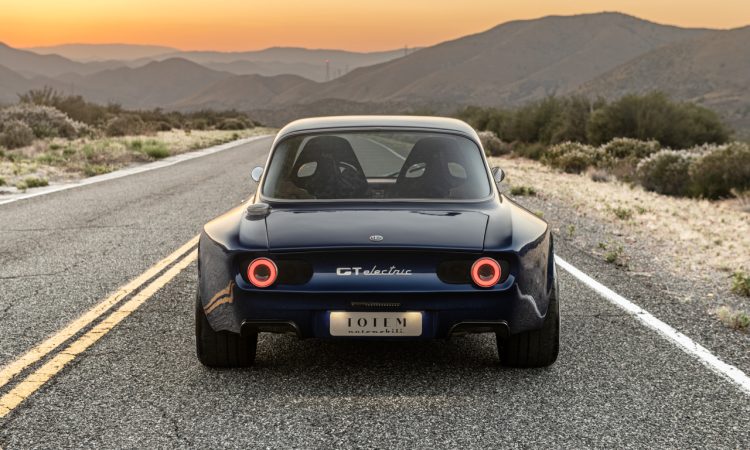 Totem GT Super: Retro Alfa Romeo mit bis zu 750 PS Totem GT Super Totem GT Electric 2024 Elektrischer Alfa Romeo Giulia Nachbau AUTOmativ.de 76 750x450 - Totem GT Super: Retro Alfa Romeo mit bis zu 750 PS