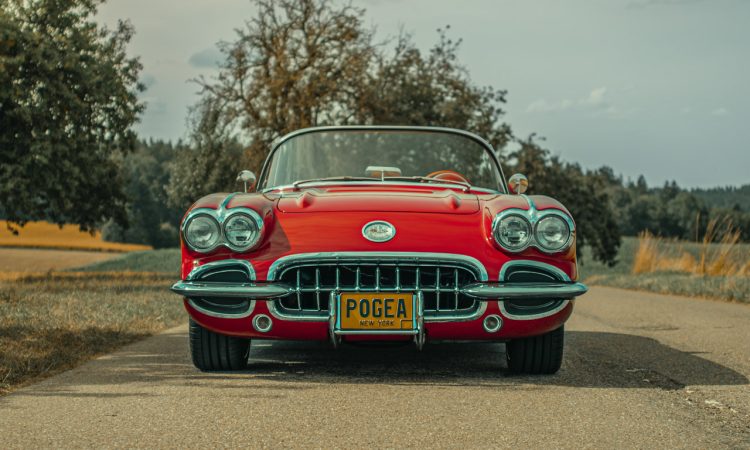 Corvette C1 Restomod von PogeaClassics: 425 PS, TÜV-konform und voll alltagstauglich Corvette C1 mit LS3 V8 Restomod von POGEAclassics POGEA Racing AUTOmativ.de News 17 750x450 - Corvette C1 Restomod von PogeaClassics: 425 PS, TÜV-konform und voll alltagstauglich