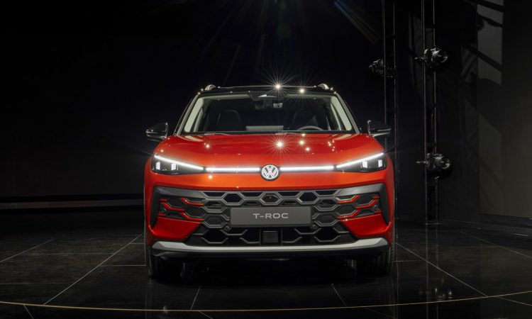 Neuer VW T-Roc (2026): Kompakt-SUV ab 30.845 Euro, kein Diesel, kein Cabriolet - dafür T-Roc R Volkswagen VW T Roc 2026 Zweite Generation VW T Roc VW T Roc 1.5 TSI VW T Roc 2026 ohne Diesel und ohne Cabriolet AUTOmativ.de News 39 750x450 - Neuer VW T-Roc (2026): Kompakt-SUV ab 30.845 Euro, kein Diesel, kein Cabriolet - dafür T-Roc R