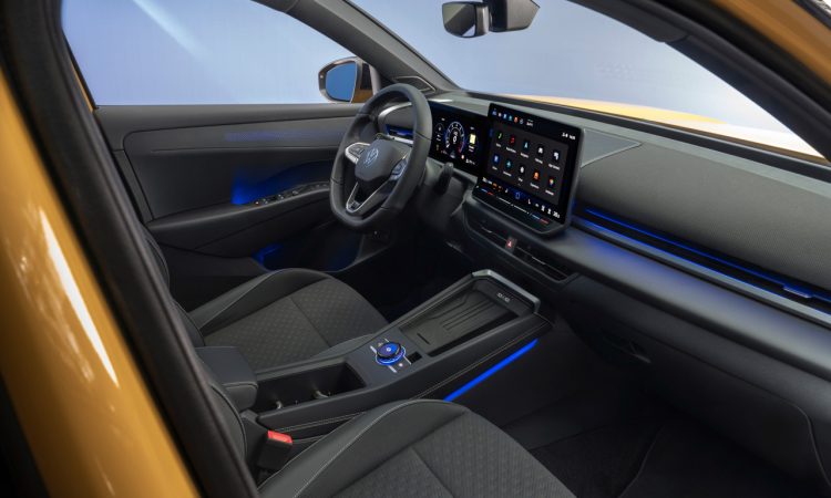 Neuer VW T-Roc (2026): Kompakt-SUV ab 30.845 Euro, kein Diesel, kein Cabriolet - dafür T-Roc R Volkswagen VW T Roc 2026 Zweite Generation VW T Roc VW T Roc 1.5 TSI VW T Roc 2026 ohne Diesel und ohne Cabriolet AUTOmativ.de News 8 750x450 - Neuer VW T-Roc (2026): Kompakt-SUV ab 30.845 Euro, kein Diesel, kein Cabriolet - dafür T-Roc R