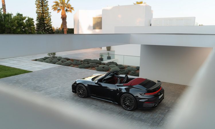 Neuer Porsche 911 Turbo S (992.2) als T-Hybrid mit 711 PS ab 271.000 Euro Neuer Porsche 911 Turbo S 992.2 als T Hybrid mit 711 PS ab 271.000 Euro Porsche 911 Turbo Hybrid Porsche AUTOmativ.de News 10 750x450 - Neuer Porsche 911 Turbo S (992.2) als T-Hybrid mit 711 PS ab 271.000 Euro