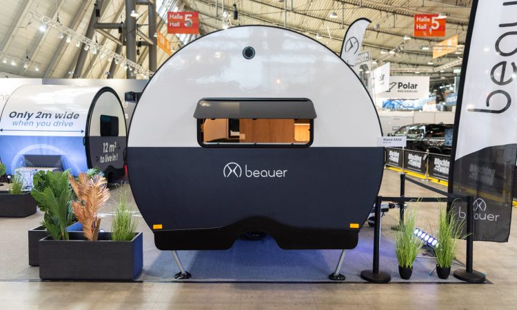 Ausfahrbarer Mini-Wohnwagen! Beauer 3X Wohnwagen mit 12 Quadratmetern ab 30.000 Euro - CMT 2026 Beauer 3X 2026 ausfahrbarer Mini Camper aus Frankreich auf der CMT Messe Stuttgart 2026 Messe fuer Wohnmobile Camping und Touristik AUTOmativ.de News 9 750x450 - Ausfahrbarer Mini-Wohnwagen! Beauer 3X Wohnwagen mit 12 Quadratmetern ab 30.000 Euro - CMT 2026