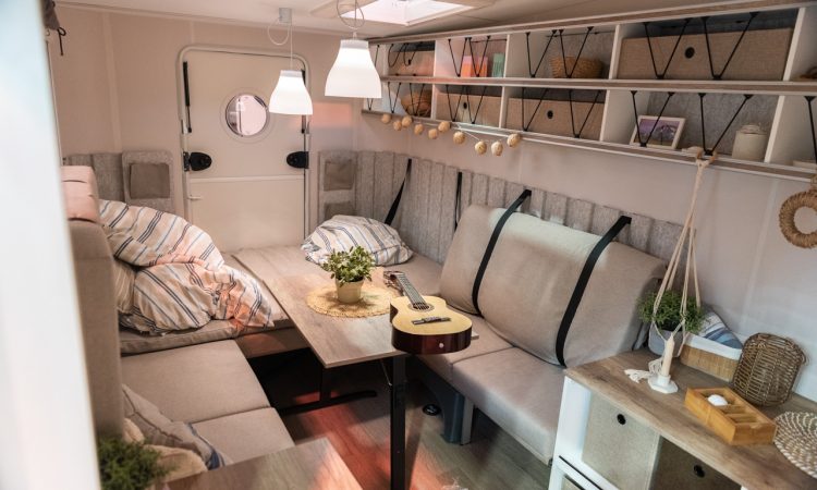 Cleveres Camping: Hobby Beachy 420+ als vielseitiger Familien-Caravan auf der CMT 2026 Hobby beachy 450 und beachy 420 auf der CMT Messe Stuttgart 2026 Neue Wohnmobile neue Camper AUTOmativ.de News 5 750x450 - Cleveres Camping: Hobby Beachy 420+ als vielseitiger Familien-Caravan auf der CMT 2026